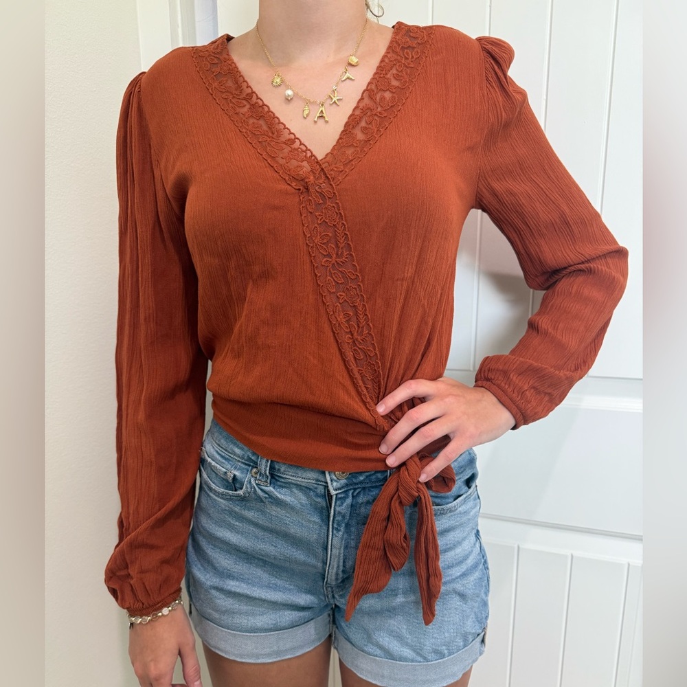 Orange Blouse Super Cuter and Lightweight!! Size XS